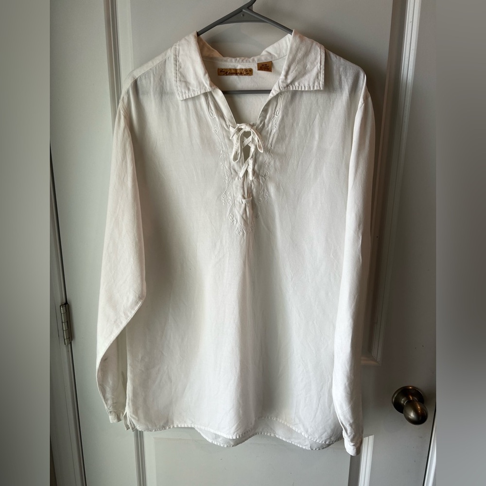 The Havanera Co. linen shirt. Medium
